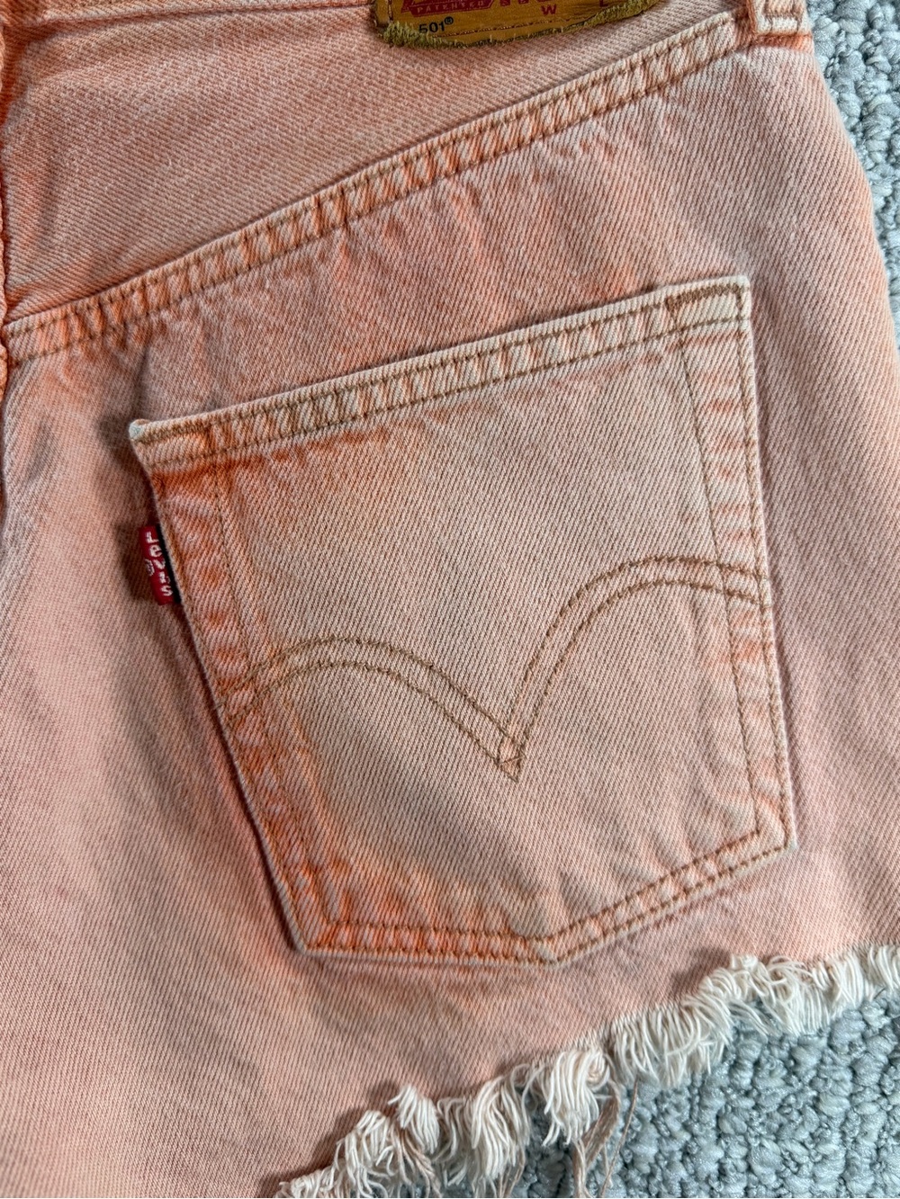 Levi 501 Coral/Orange Raw Hem Denim Cutoff Mid-rise Shorts boho Size 27 - Picture 7 of 16